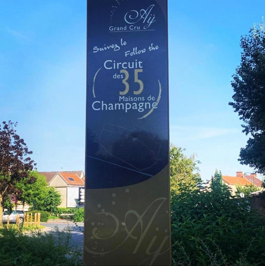 Ay Central Ay-Champagne Exterior foto